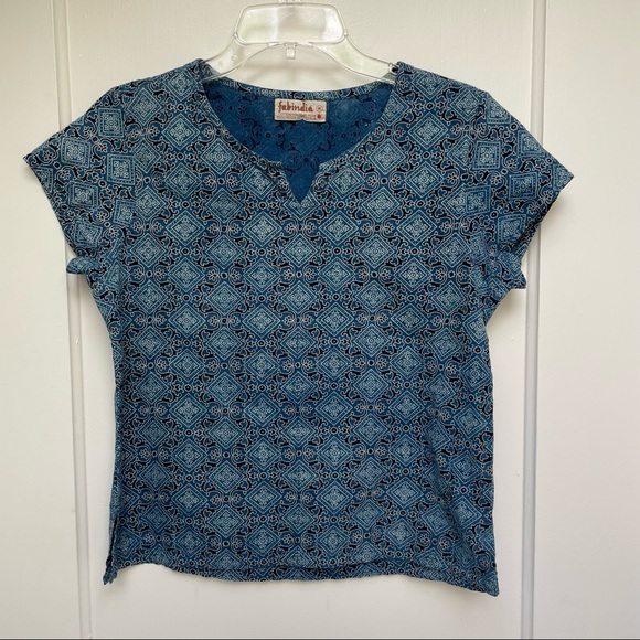 Vintage blue & white patterned cotton top - Picture 1 of 12